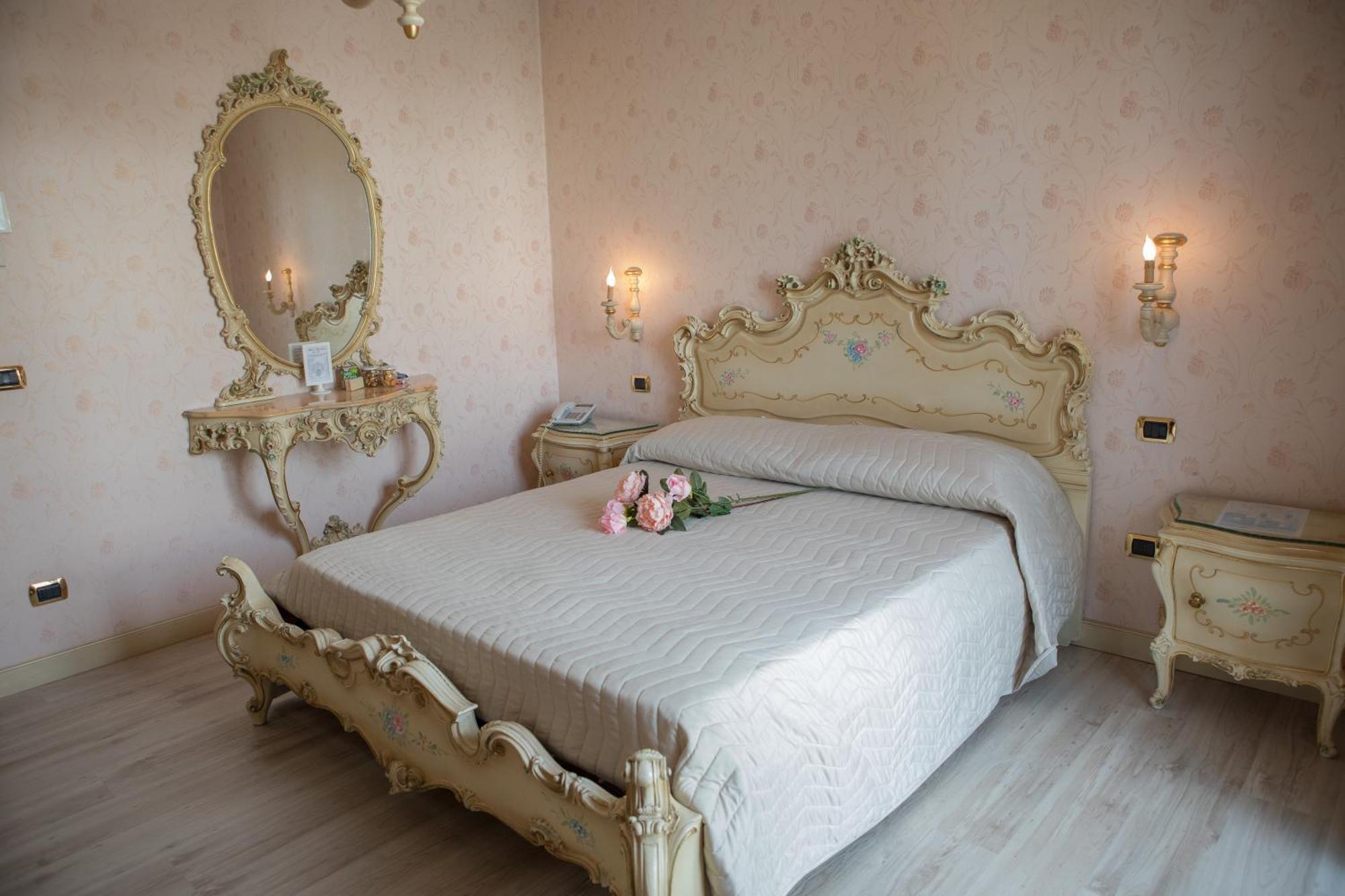 Hotel Imperiale Terzigno Bagian luar foto