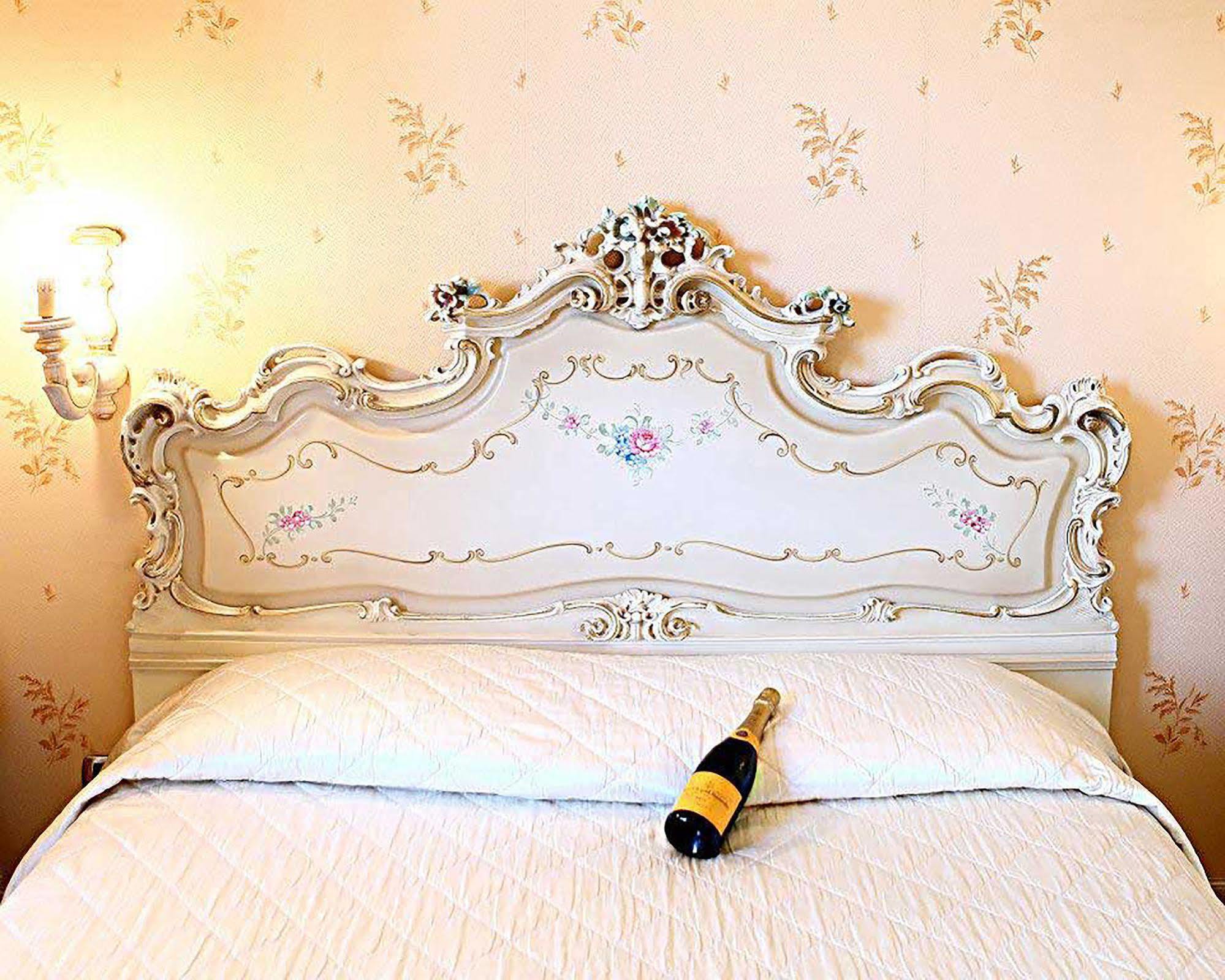 Hotel Imperiale Terzigno Bagian luar foto